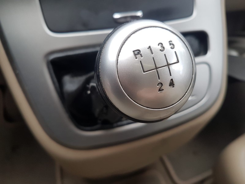 kia carnival del año 2006