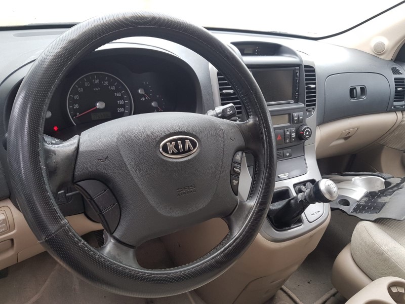 kia carnival del año 2006