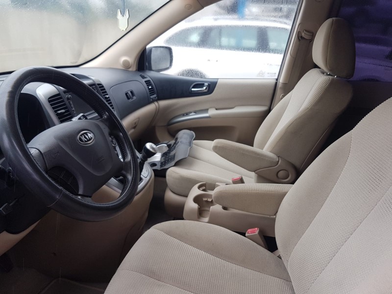 kia carnival del año 2006