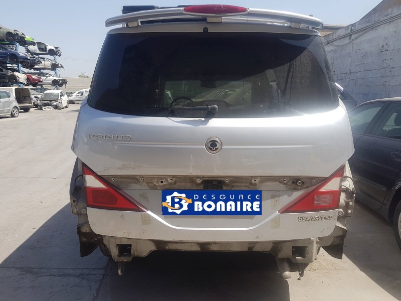 ssangyong rodius del año 2005