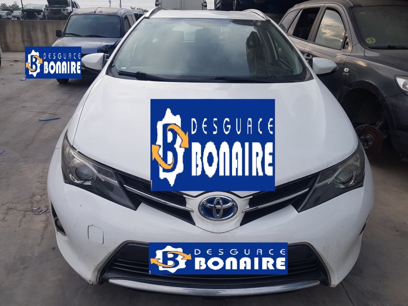 toyota auris touring sports (e18) del año 2014