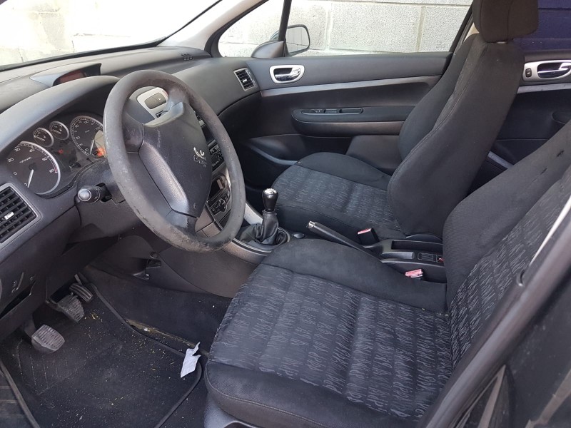 peugeot 307 (s1) del año 2001