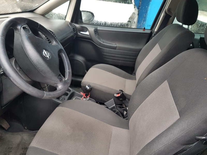 opel zafira a del año 2004