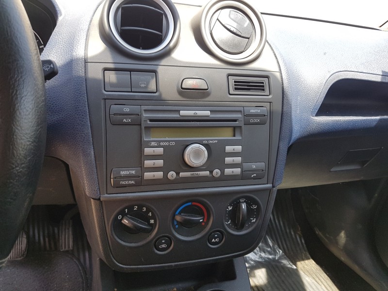 ford fiesta (cbk) del año 2006