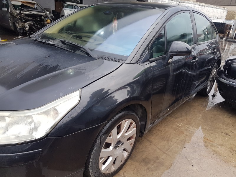citroen c4 berlina del año 2006