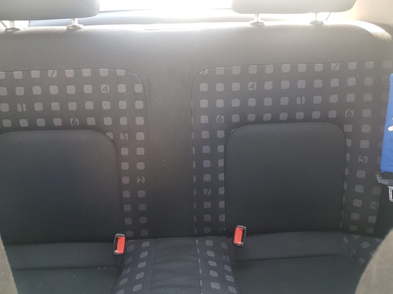 volkswagen new beetle (9c1/1c1) del año 2001