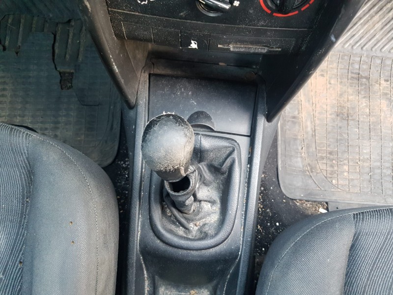 peugeot 207 del año 2007