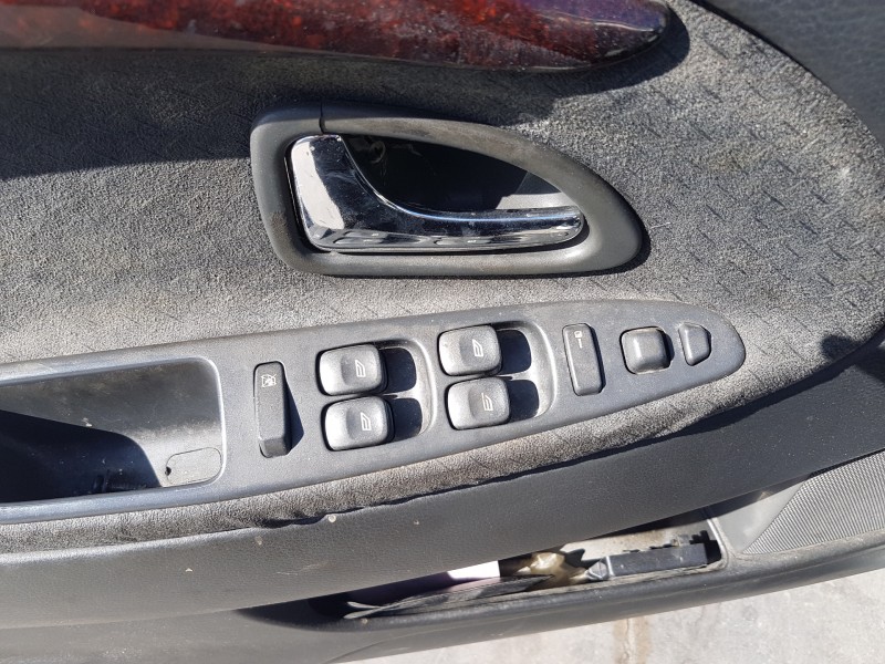 volvo s40 berlina del año 2002