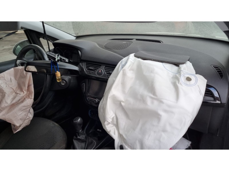 opel corsa e del año 2018