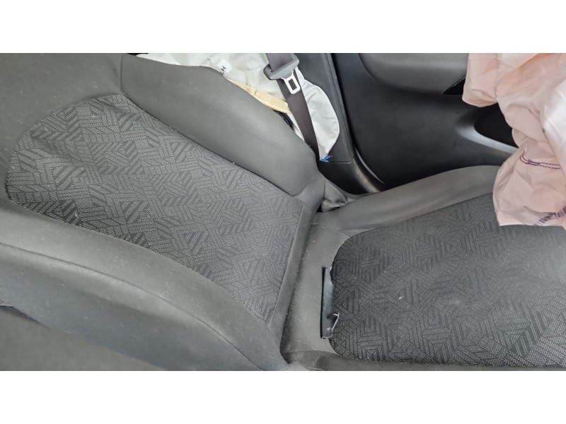 opel corsa e del año 2018