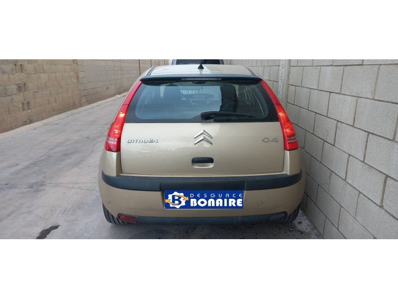 citroen c4 berlina del año 2004