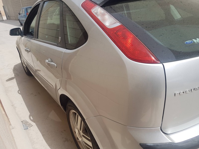 ford focus berlina (cap) del año 2005