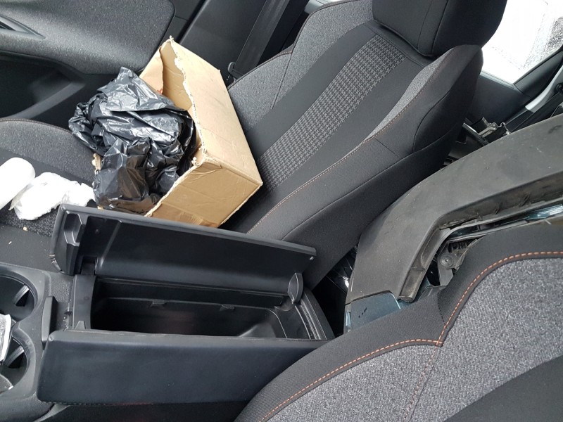 peugeot 5008 del año 2019