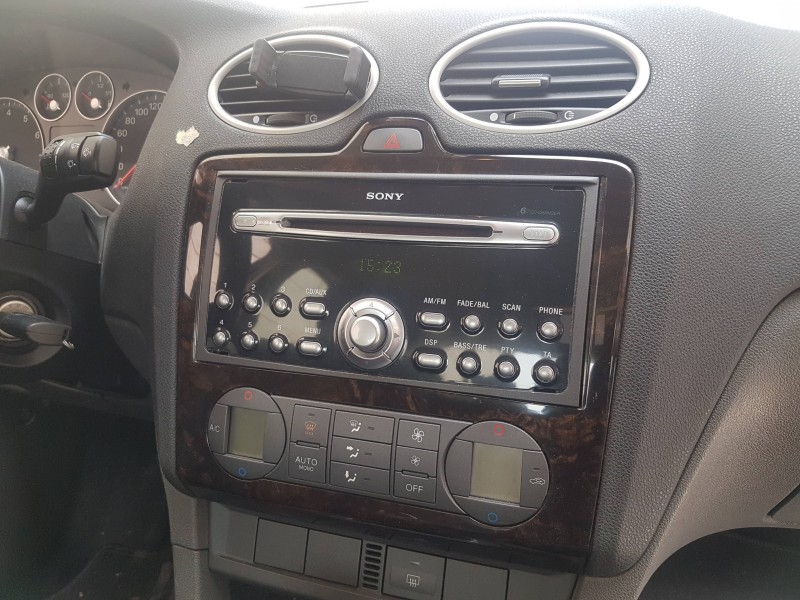 ford focus berlina (cap) del año 2005