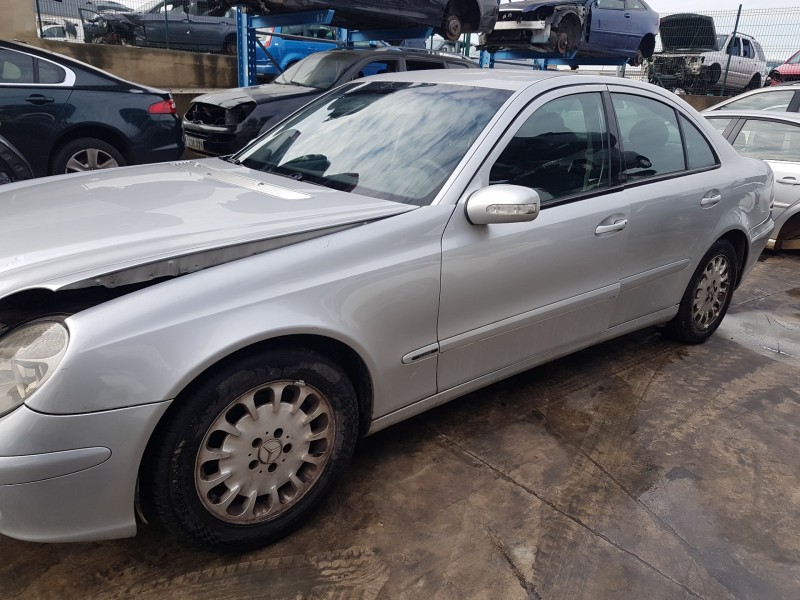 mercedes clase e (w211) berlina del año 2006