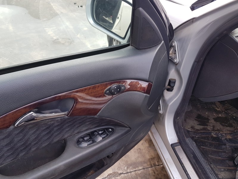 mercedes clase e (w211) berlina del año 2006