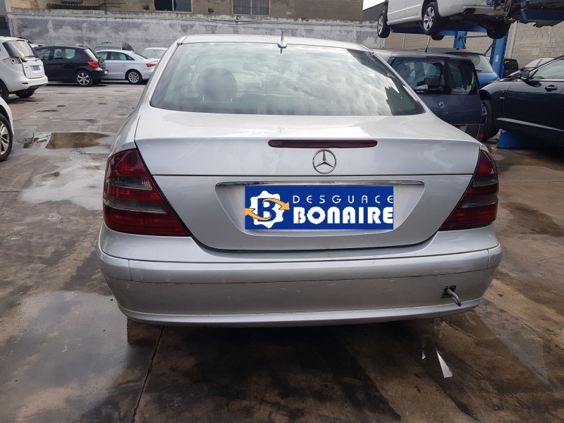 mercedes clase e (w211) berlina del año 2006