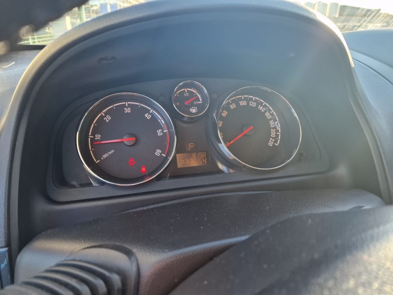 opel antara del año 2011