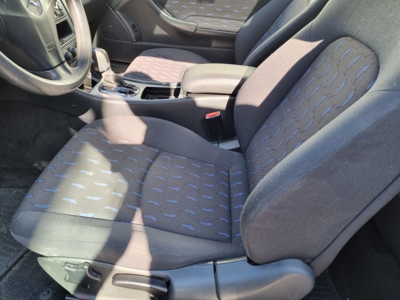 mercedes clase c (w203) sportcoupe del año 2001