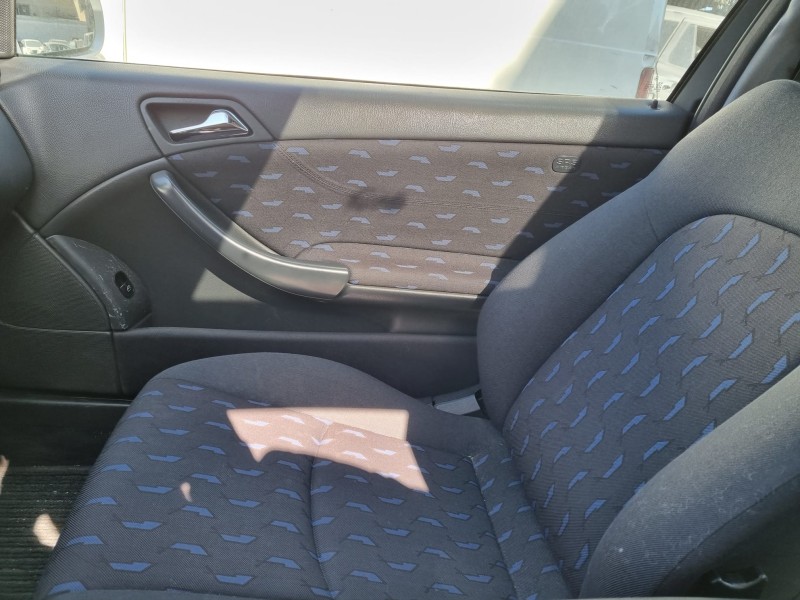 mercedes clase c (w203) sportcoupe del año 2001