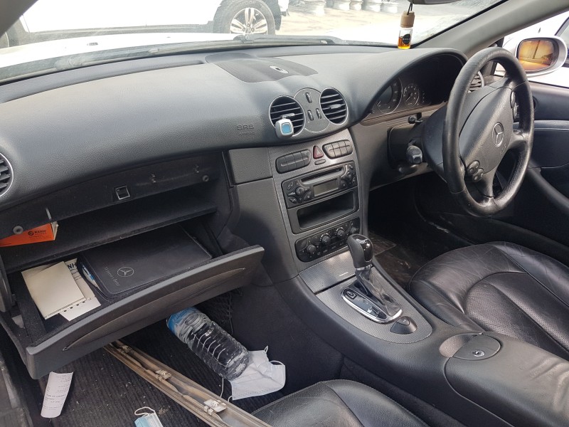 mercedes clase clk (w209) cabrio del año 2004