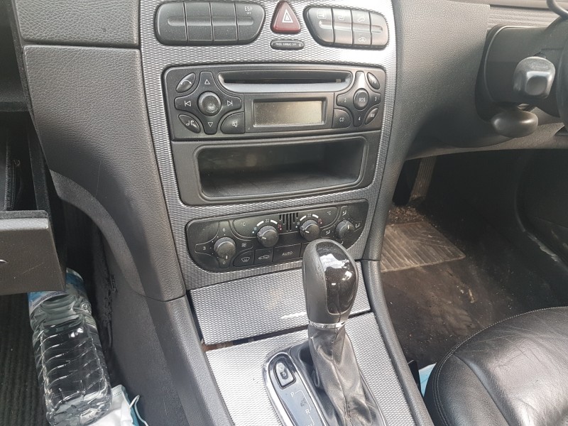 mercedes clase clk (w209) cabrio del año 2004