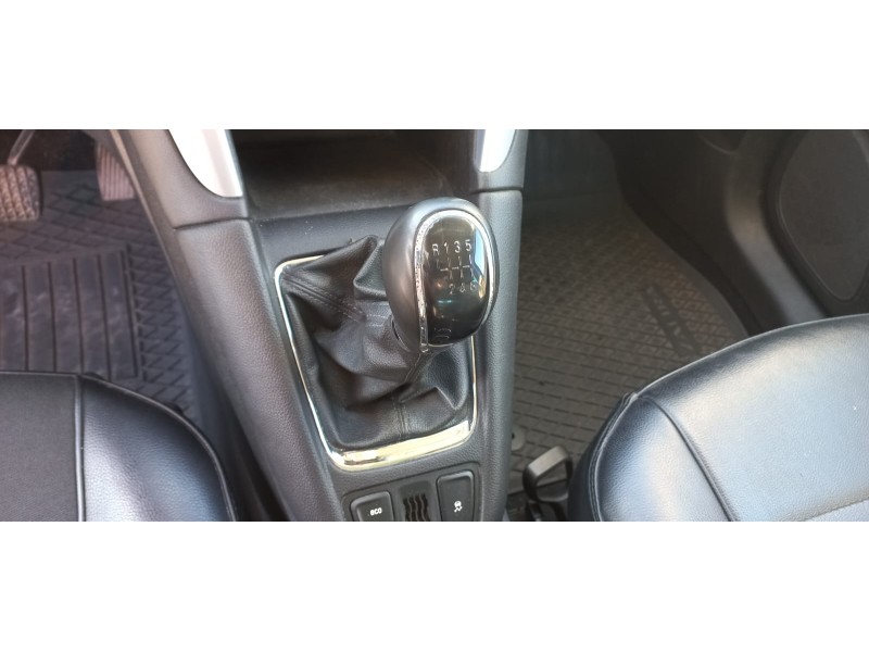 opel zafira (c) del año 2019