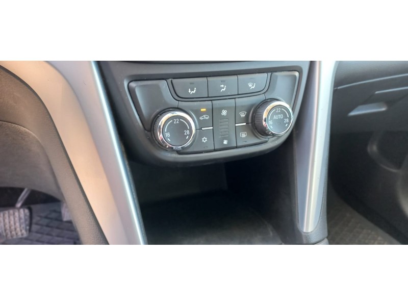 opel zafira (c) del año 2019