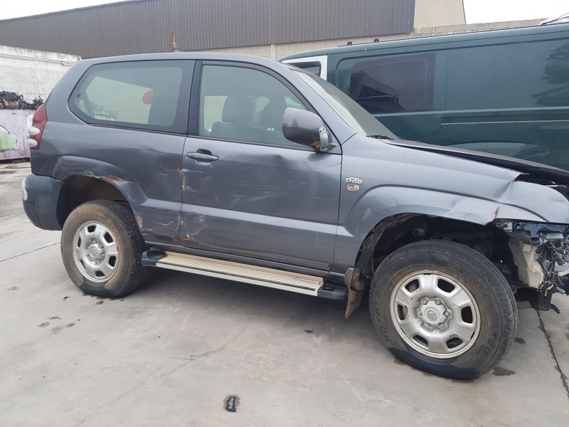 toyota land cruiser (j12) del año 2009