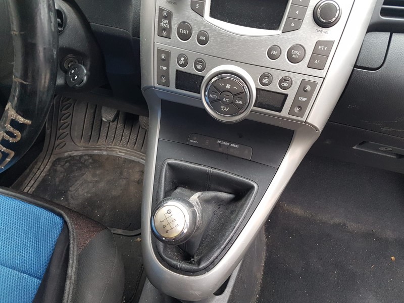 toyota verso del año 2011