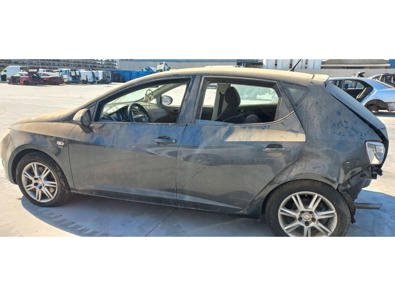 seat ibiza (6j5) del año 2009