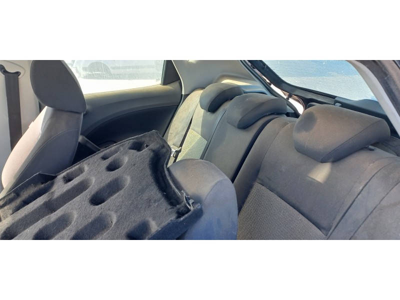 seat ibiza (6j5) del año 2009