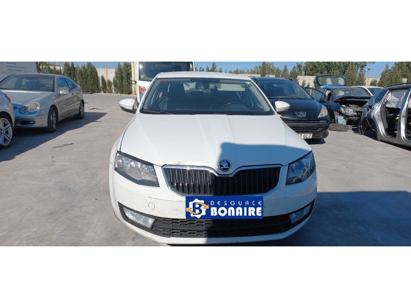 skoda octavia lim. (5e3) del año 2014