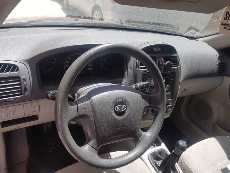 kia cerato del año 2006