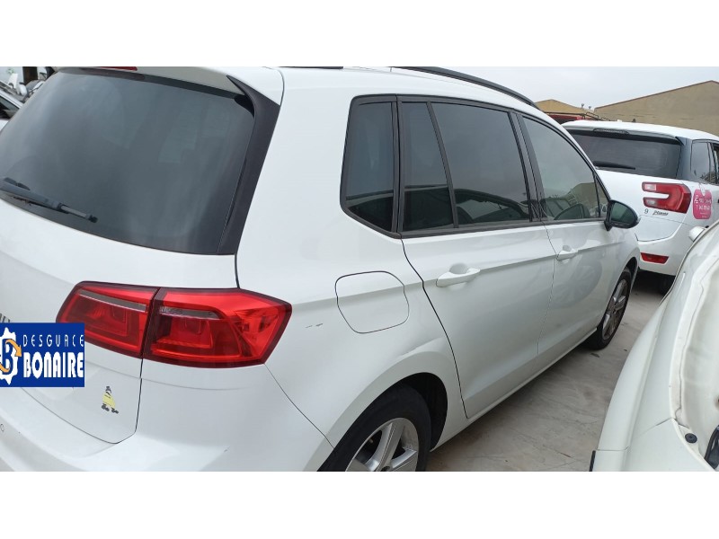 volkswagen golf vii sportsvan del año 2014