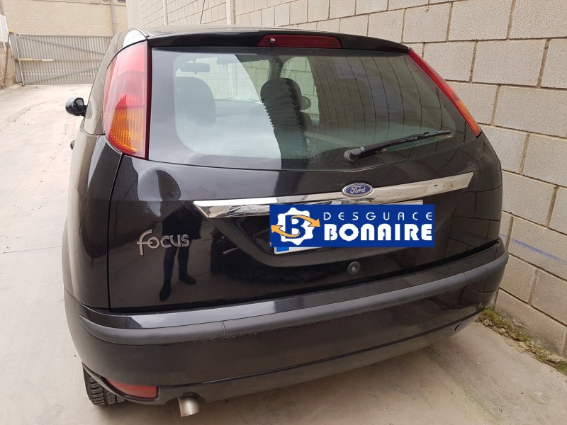 ford focus berlina (cak) del año 2003