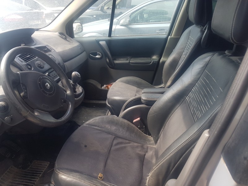 renault scenic ii del año 2005