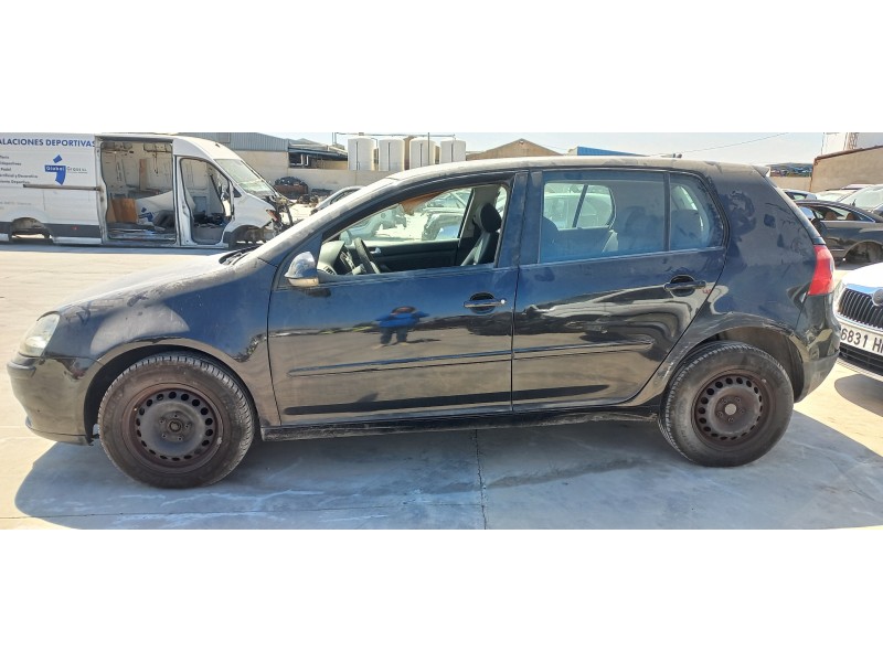 volkswagen golf v berlina (1k1) del año 2005