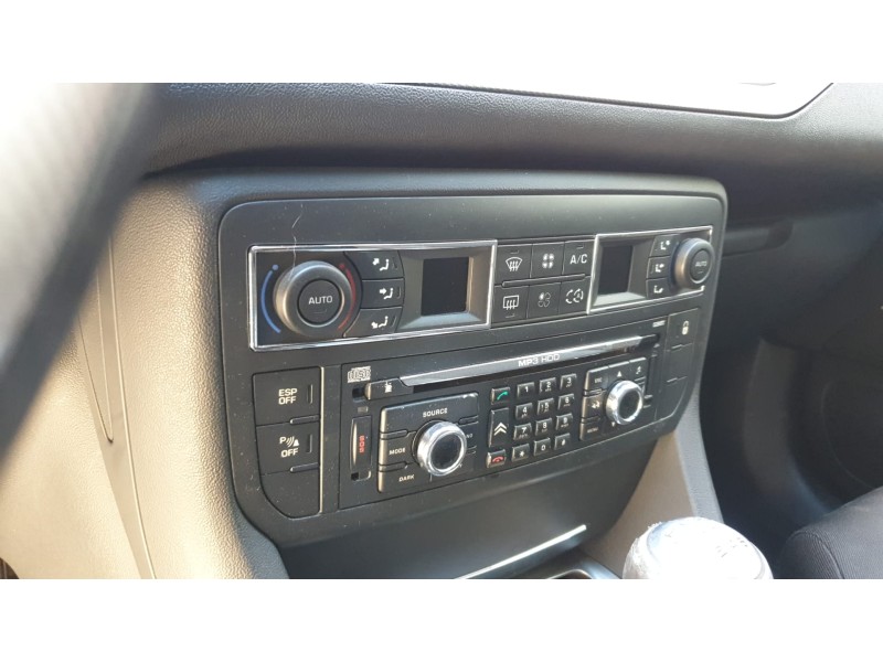 citroen c5 berlina del año 2008