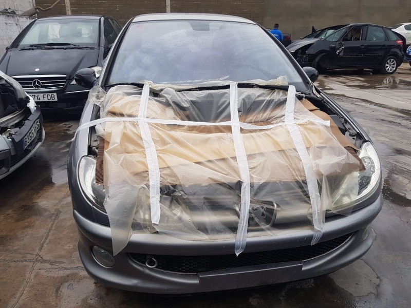 peugeot 206 berlina del año 2004