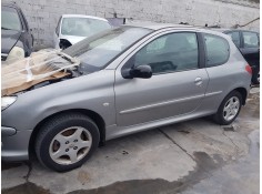peugeot 206 berlina del año 2004 2