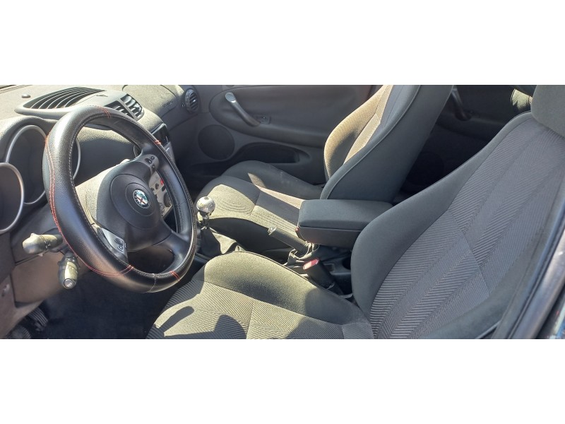 alfa romeo 147 (190) del año 2004