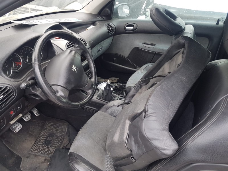peugeot 206 berlina del año 2004