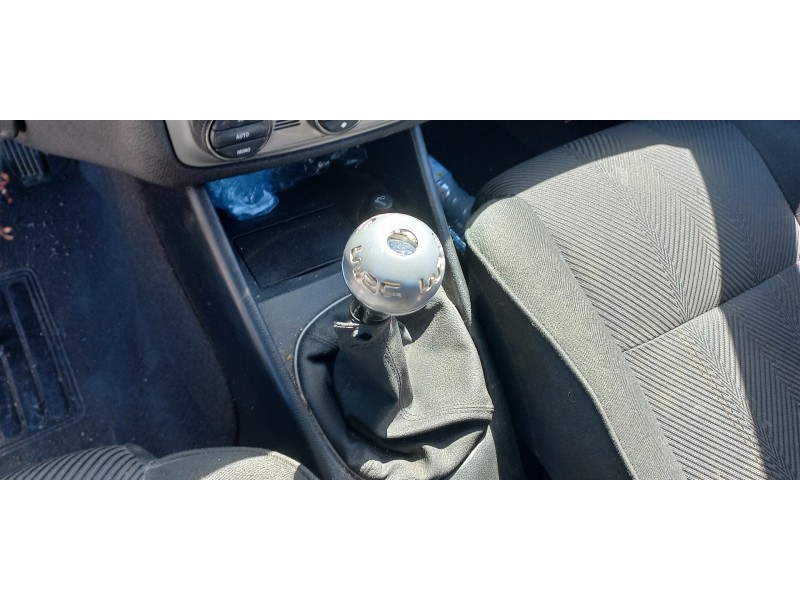 alfa romeo 147 (190) del año 2004