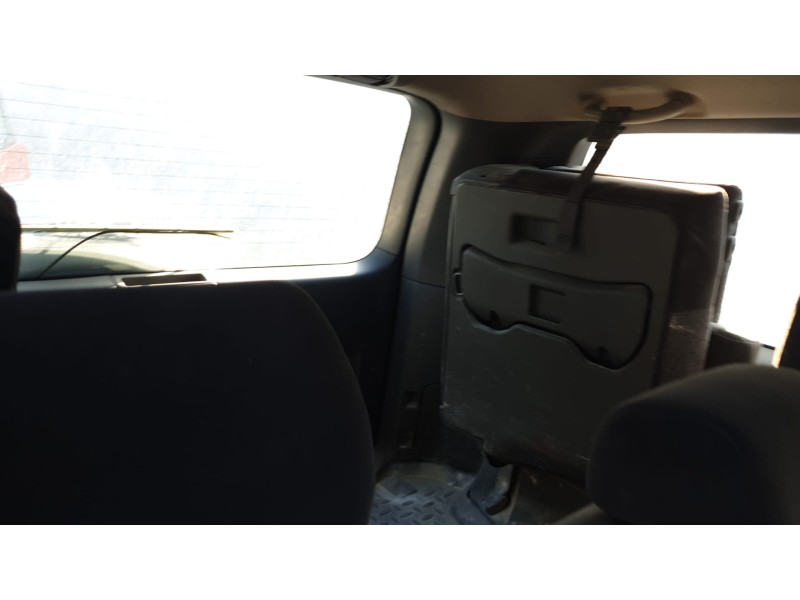 toyota land cruiser (j12) del año 2004