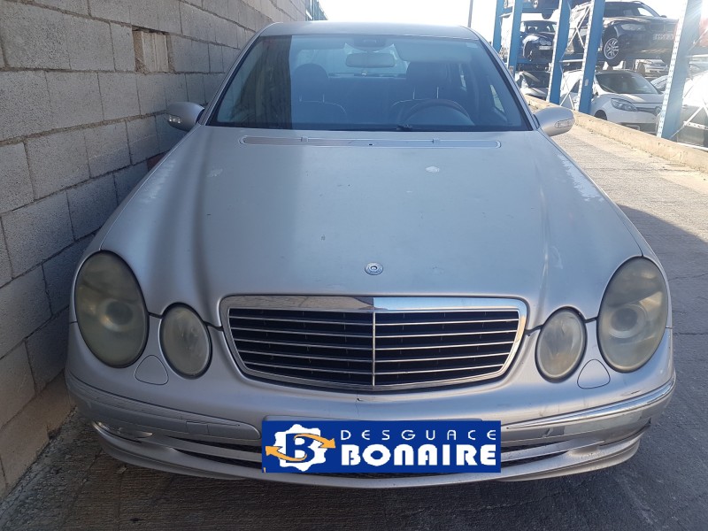 mercedes clase e (w211) berlina del año 2002