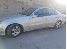 mercedes clase e (w211) berlina del año 2002 2
