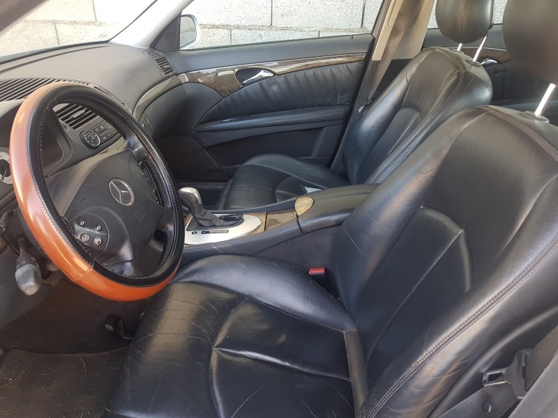 mercedes clase e (w211) berlina del año 2002