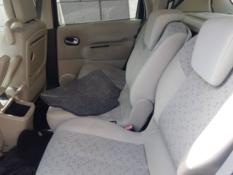 renault scenic ii del año 2007