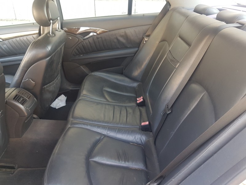 mercedes clase e (w211) berlina del año 2002